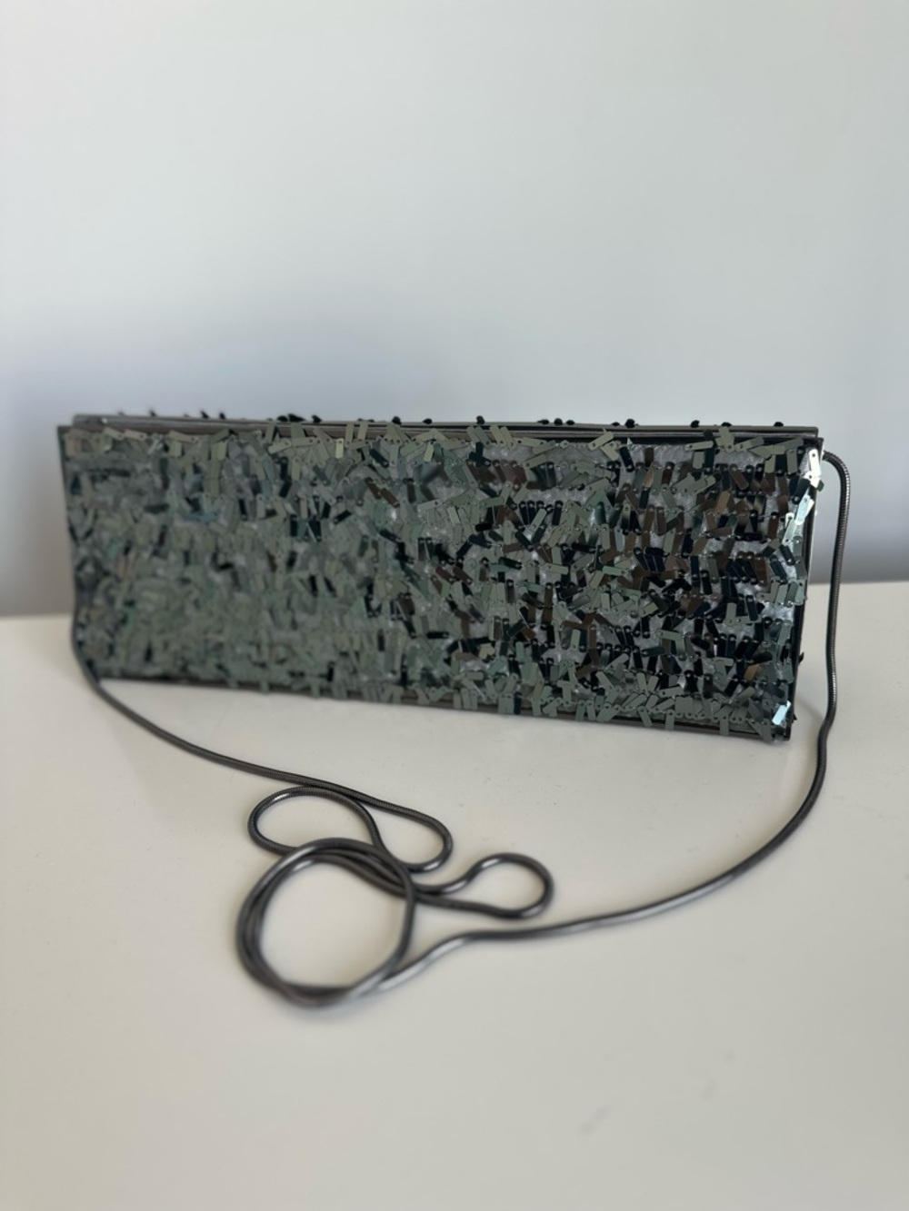 BCBGMaxAzria Silver Sequin Rectangular Evening Clutch / Crossbody Bag - Picture 2 of 12